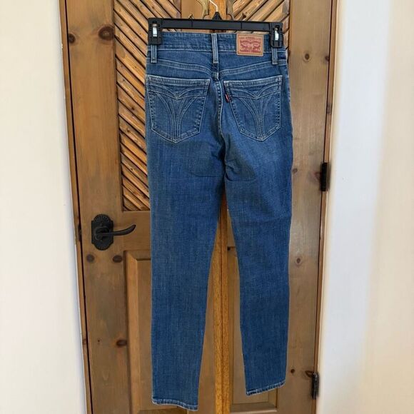 Levi’s (25 / 0) 721 High Rise Skinny Medium Wash Blue Jeans - Distressed Knees - Picture 2 of 7